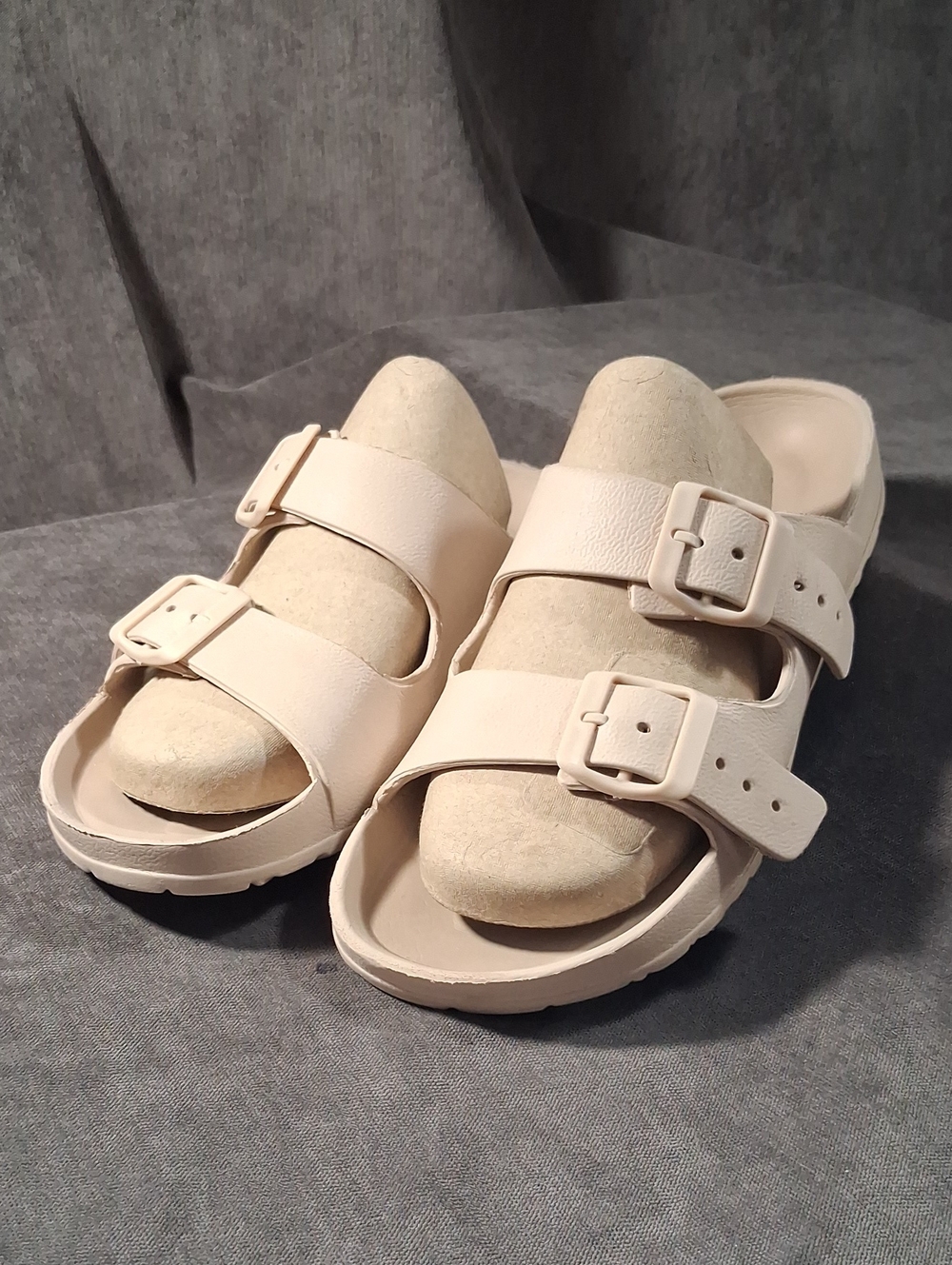 Kauai Cream Molded EVA Double Strap Adjustable Buckles Foam Slides VG EU40 US9.5